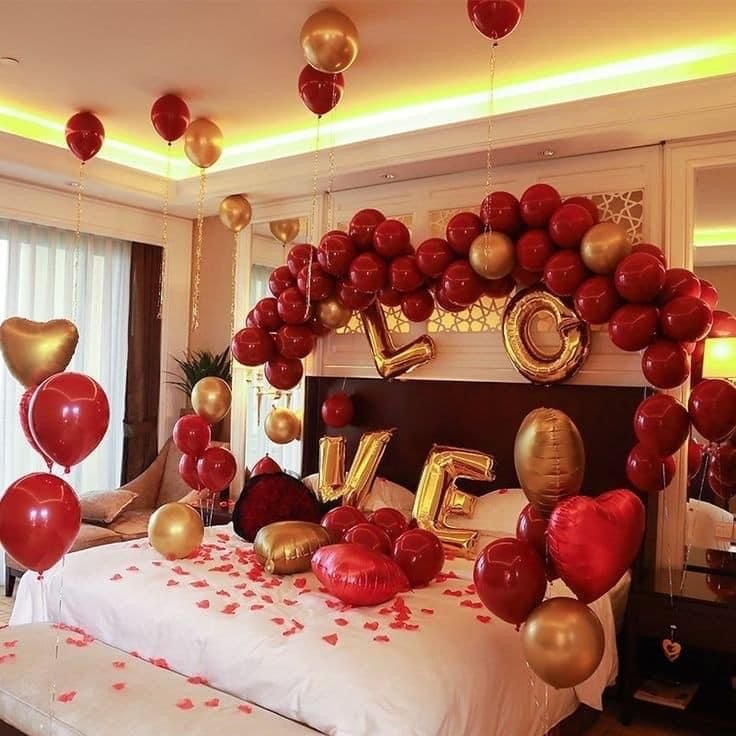 Red & Gold Classic First Night Setup